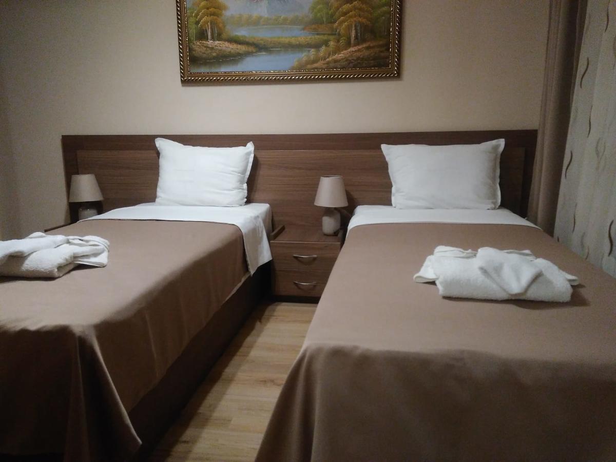 Border House Hotel Svilengrad Bagian luar foto